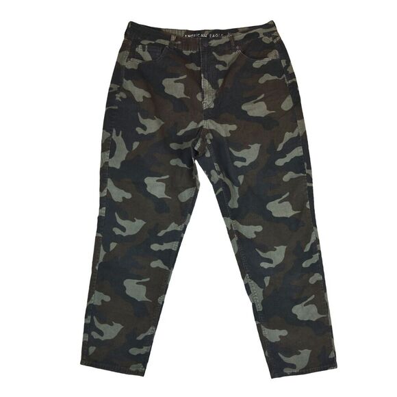 American Eagle Mom Jeans Womens Size 16 Regular Camo High Rise Cotton Blend - Picture 1 of 11